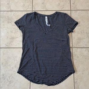 Lululemon work out tee